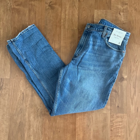 Abercrombie & Fitch Denim - A&F Women’s High Rise Skinny Jeans